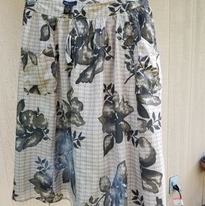 NWT  Grace skirt